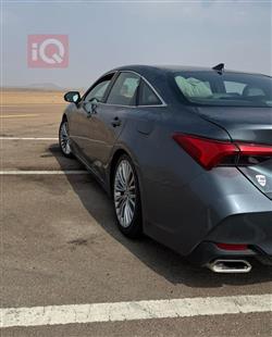 تويوتا أفالون